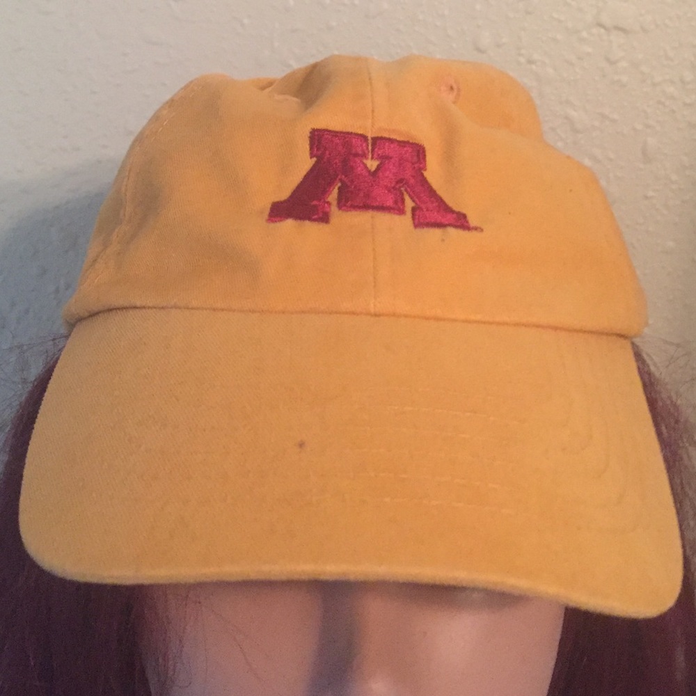 Minnesota Gophers hat